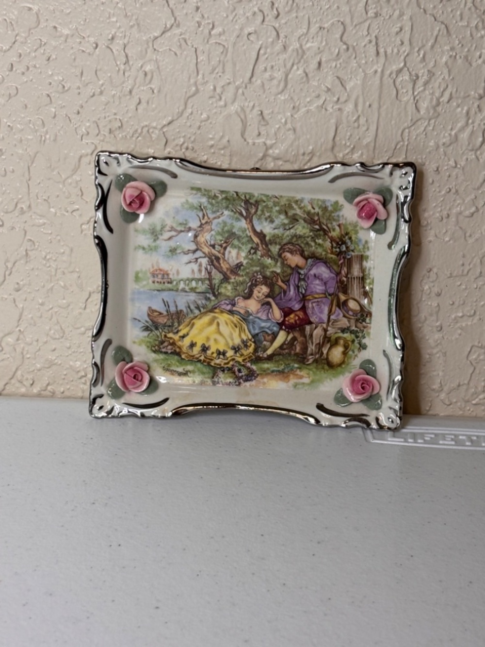 Dresden Porcelain Vintage Trinket Dishes Wall Decor Set of Two - Picture 13 of 13